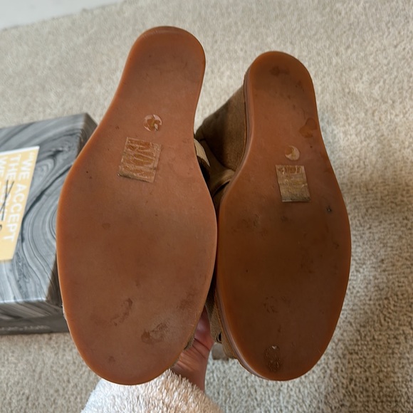 Jeffrey Campbell taupe, suede wedges - Picture 4 of 4